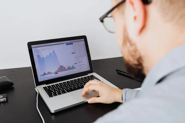 Geo Rank Tracker: Check Keyword Rankings by Location
