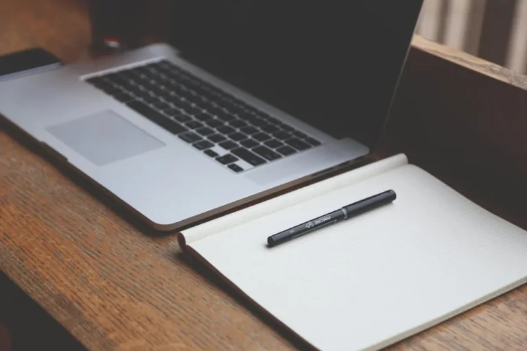 How to Write Destination Guides That Help Real Travelers